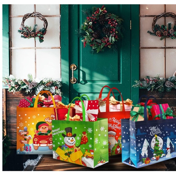 B982 Limited Edition 24 Piece Christmas Tote Gift Bags Large Reusable - Picture 2 of 3